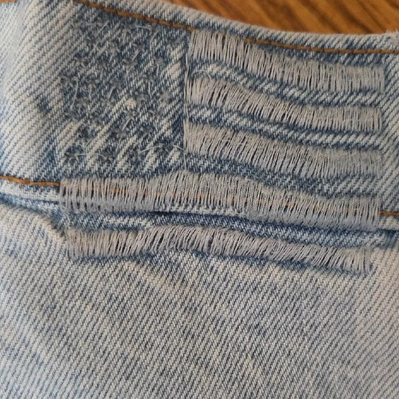 REVICE Light Blue Jeans - Picture 2 of 10